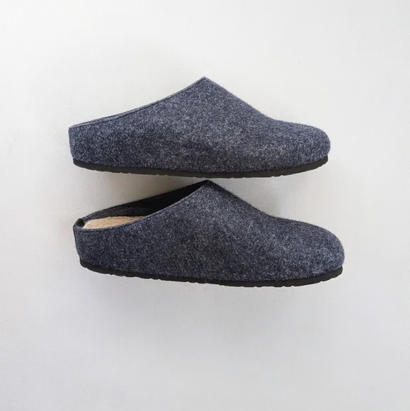 Garnet HillI Italian One Mile High Wool Mule Clogs Quiet Luxury - Picture 2 of 8